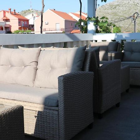 Dubrovnik - Ivanica: “Sunnyhills Apartments” With Pool Eksteriør billede