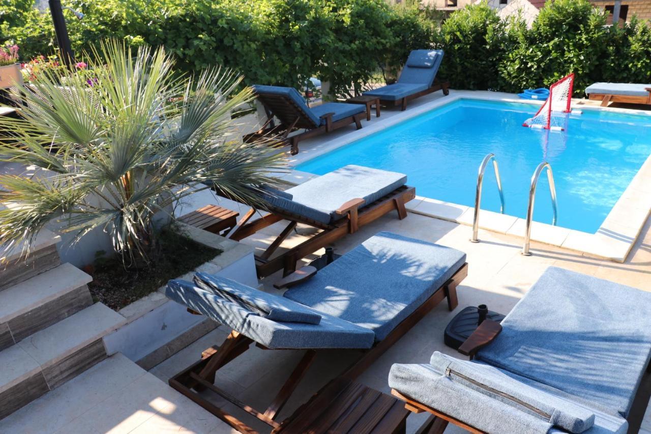 Dubrovnik - Ivanica: “Sunnyhills Apartments” With Pool Eksteriør billede